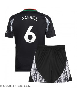 Günstige Arsenal Gabriel Magalhaes #6 Auswärts Trikotsatzt Kinder 2024-25 Kurzarm (+ Kurze Hosen)